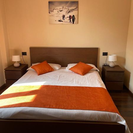 פורלצה B&B Sul Lago מראה חיצוני תמונה