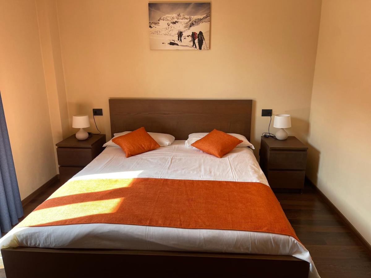 פורלצה B&B Sul Lago מראה חיצוני תמונה
